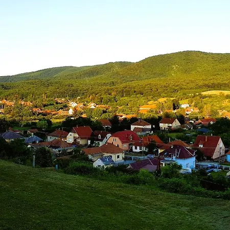 Apartament Private With Wine Cellar